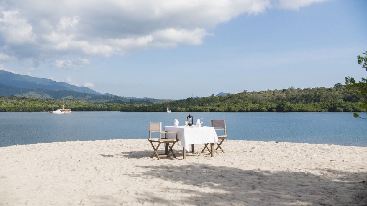 Menjangan Dynasty Resort Pemuteran Exterior foto